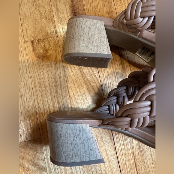 Dolce Vita Sanders Taupe Heeled Braided Sandals - Picture 5 of 8